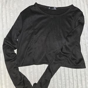Black Long Sleeve Crop Top